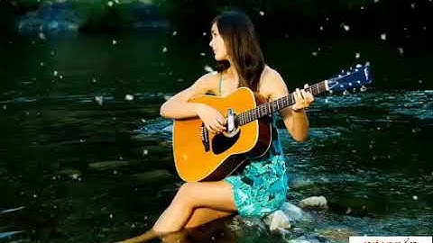 Ngồi đàn 1 khúc hát dành tặng những ai đang buồn...( Bản Hit đây rồi khỏi cần tìm)