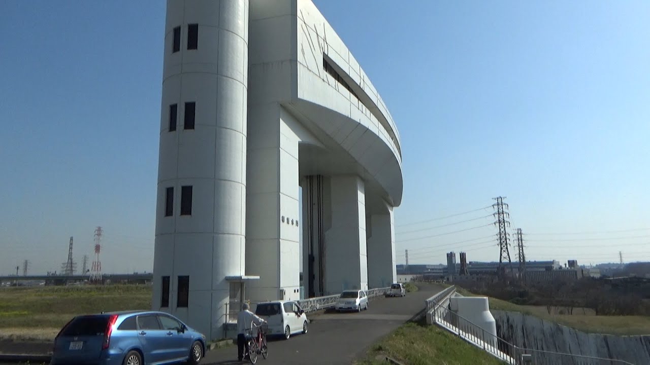 荒川 朝霞水門でバス釣り調査 水中カメラに映った魚は Youtube