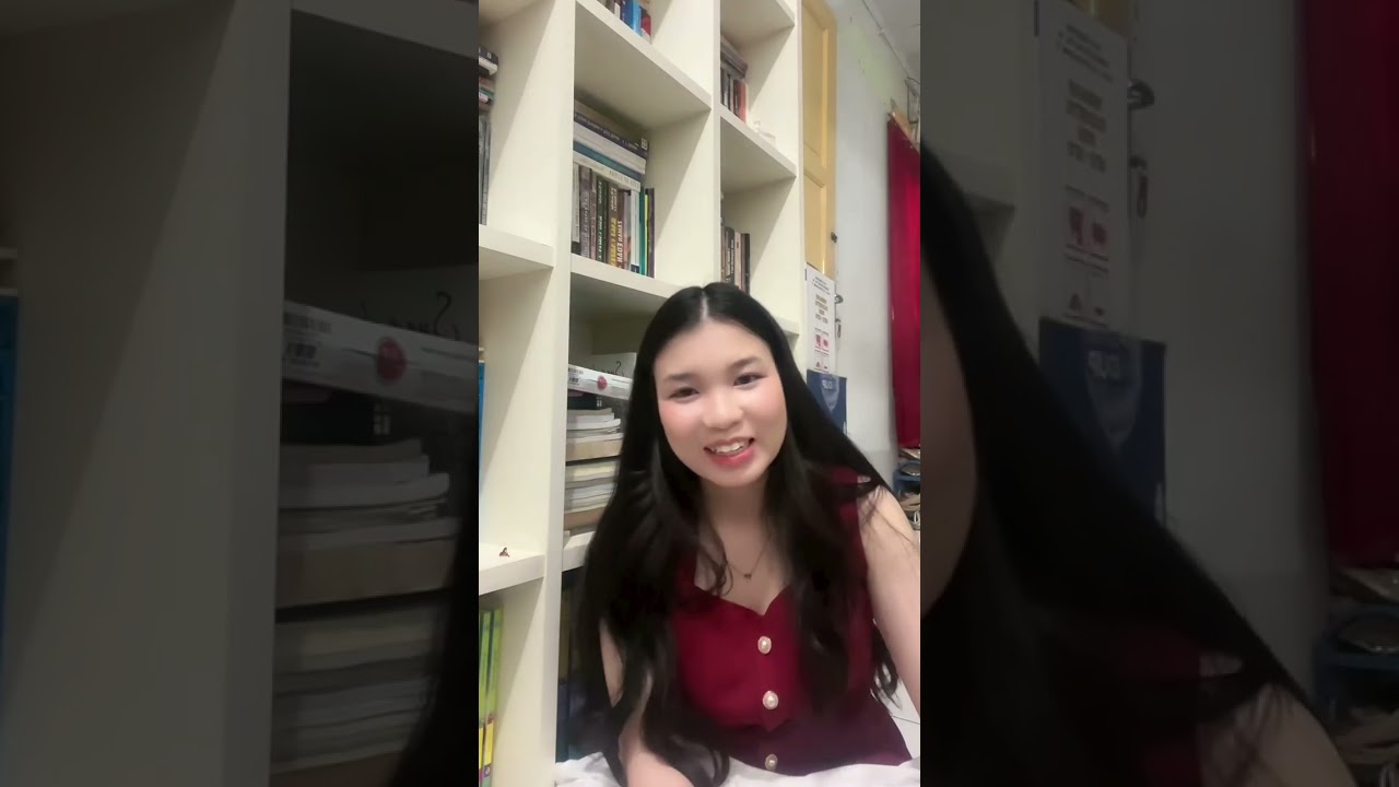 Preloved white skirt and red vest 