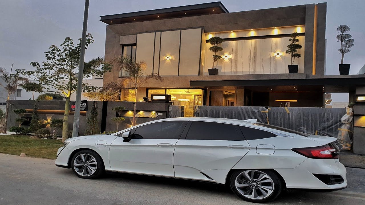 1 Kanal TopNotch Luxury Modern House For Sale in DHA Lahore 1 Kanal house fot sale V164