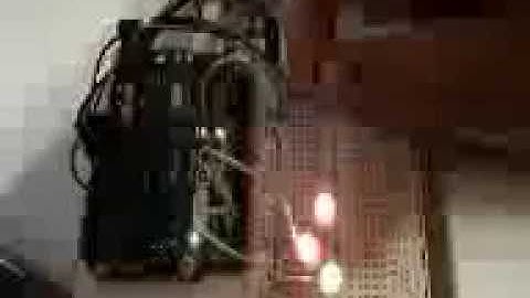 Arduino UNO project - temperature sensor turns on LEDs.