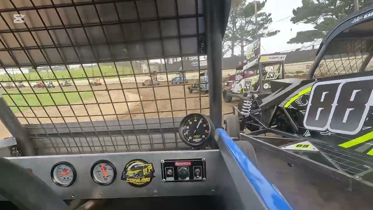 Whangui club night race 1