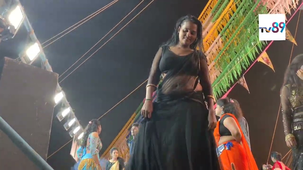 డాన్స్ వేస్తుంటే ఎత్తి చూసేశాడు | Kotappakonda Prabhalu 2023 | TV89 Telugu