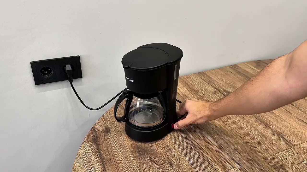 Кофеварка NEXME CM-01