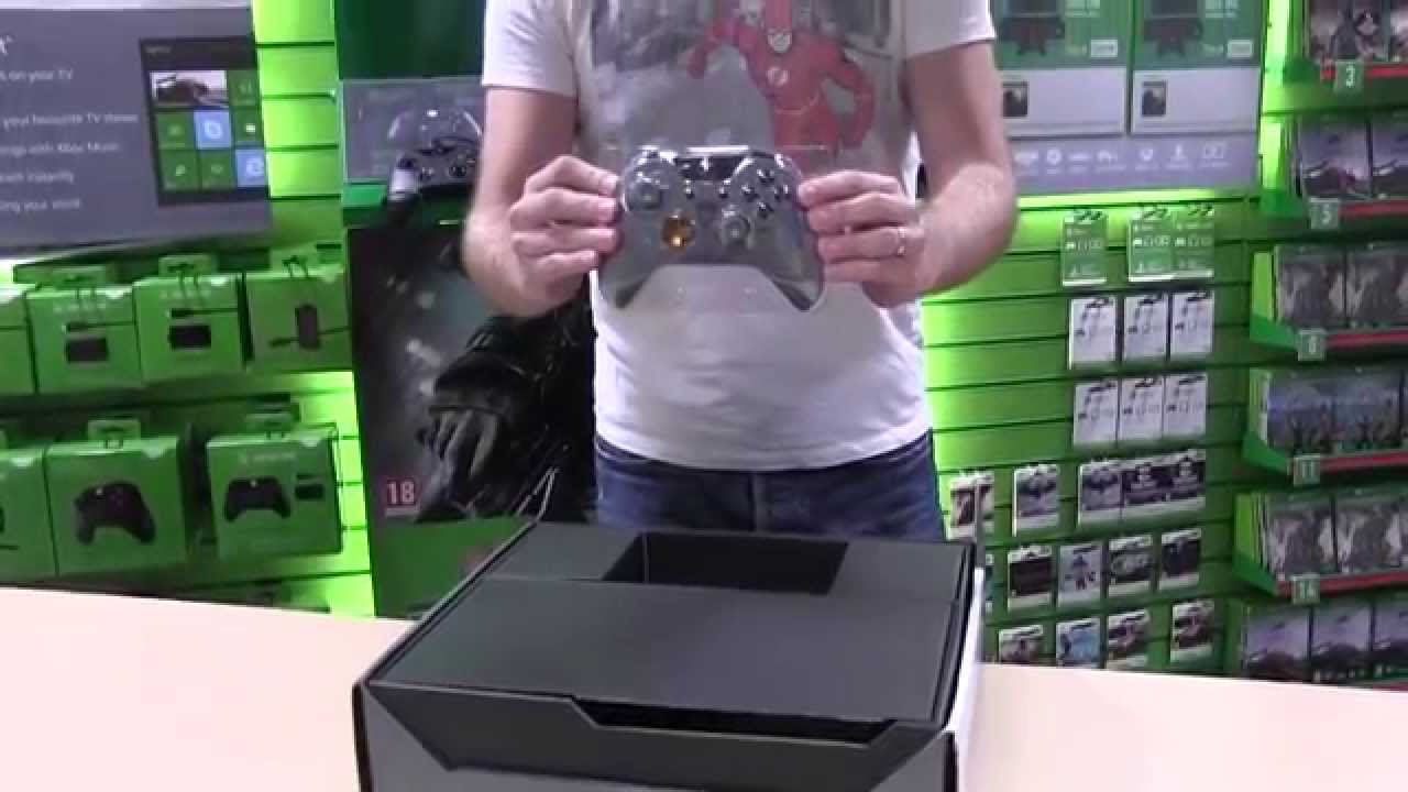 Unboxing Xbox One Day One Edition - Game Informer