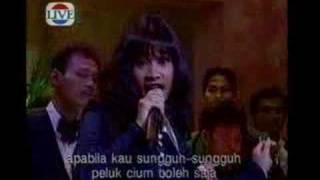 jangan pegang dulu... ikke nurjanah chords