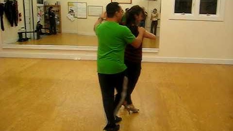salsa partner combinations class, salsaNseattle victor and julia 2010