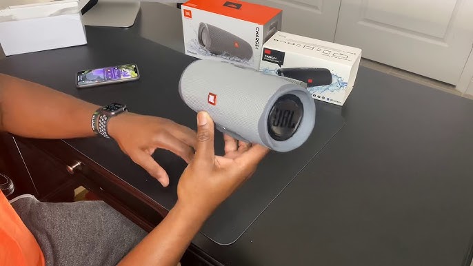 JBL Charge 4 Review - The Best Speaker For The Price? - YouTube