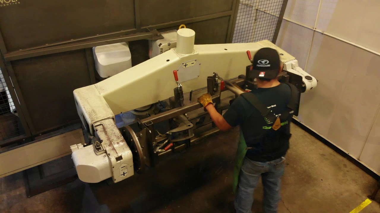 The Bionic Welder uses Wolf Robotic tools - YouTube
