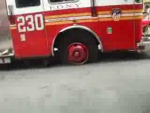 Fire truck accident footage with video 8/11/08 - YouTube