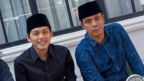 Gus Kautsar dan Gus Iqdam "Guru Para MILENIAL" | NGAJI MAULID | PUSAT E PUSAT