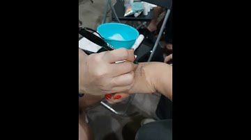 R3R Facial Cleanser Demo On Hand