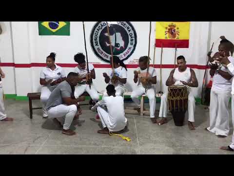 Associação de capoeira tradição da Bahia feira de Santana Bahia(1)