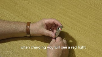 Charging a Phonak ComPilot Air