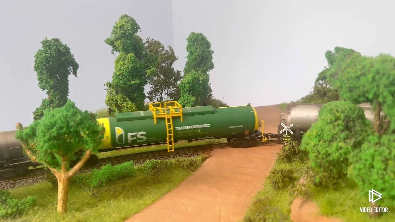 Trem da Rumo com dupla de AC44i