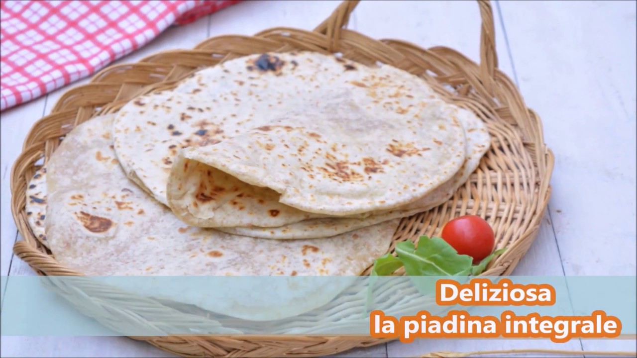 PIADINA INTEGRALE all'Olio di Oliva Fatta in Casa (Ricetta Veloce)