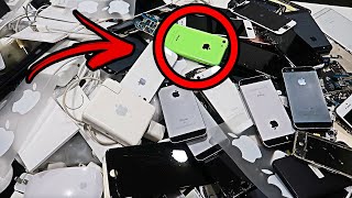 😍🤑Found Many Broken iPhones &amp; More from Garbage Dumps !! iPhone Cracked Screen Replacement