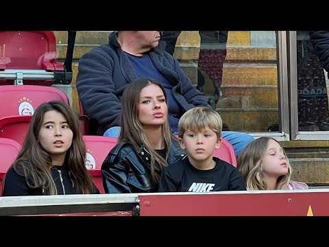 Mauro Icardi's girlfriend, China Suarez watched his training session at RAMS Park.