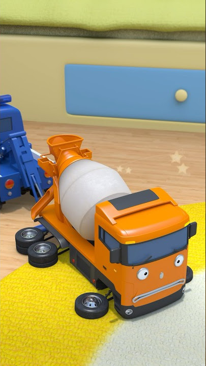 Rescue Truck saved the sick heavy vehicle! 💉 #fivelittlemonkeys #shorts #tayothelittlebus