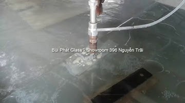 Cận Cảnh Quá Trình Khoan Cửa Kính Cường Lực Bằng Máy CNC  Xưởng Kính
