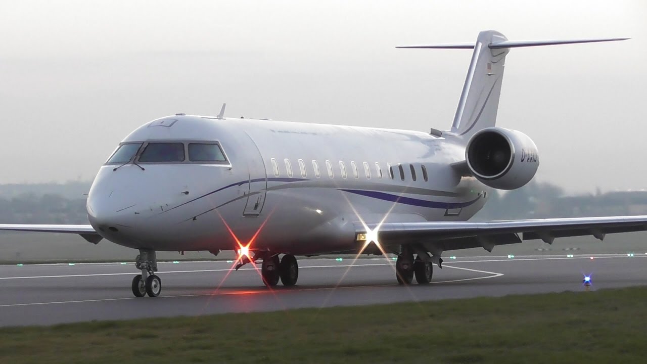 EPIC Challenger 850 D-AAIJ Take Off at Cambridge Airport