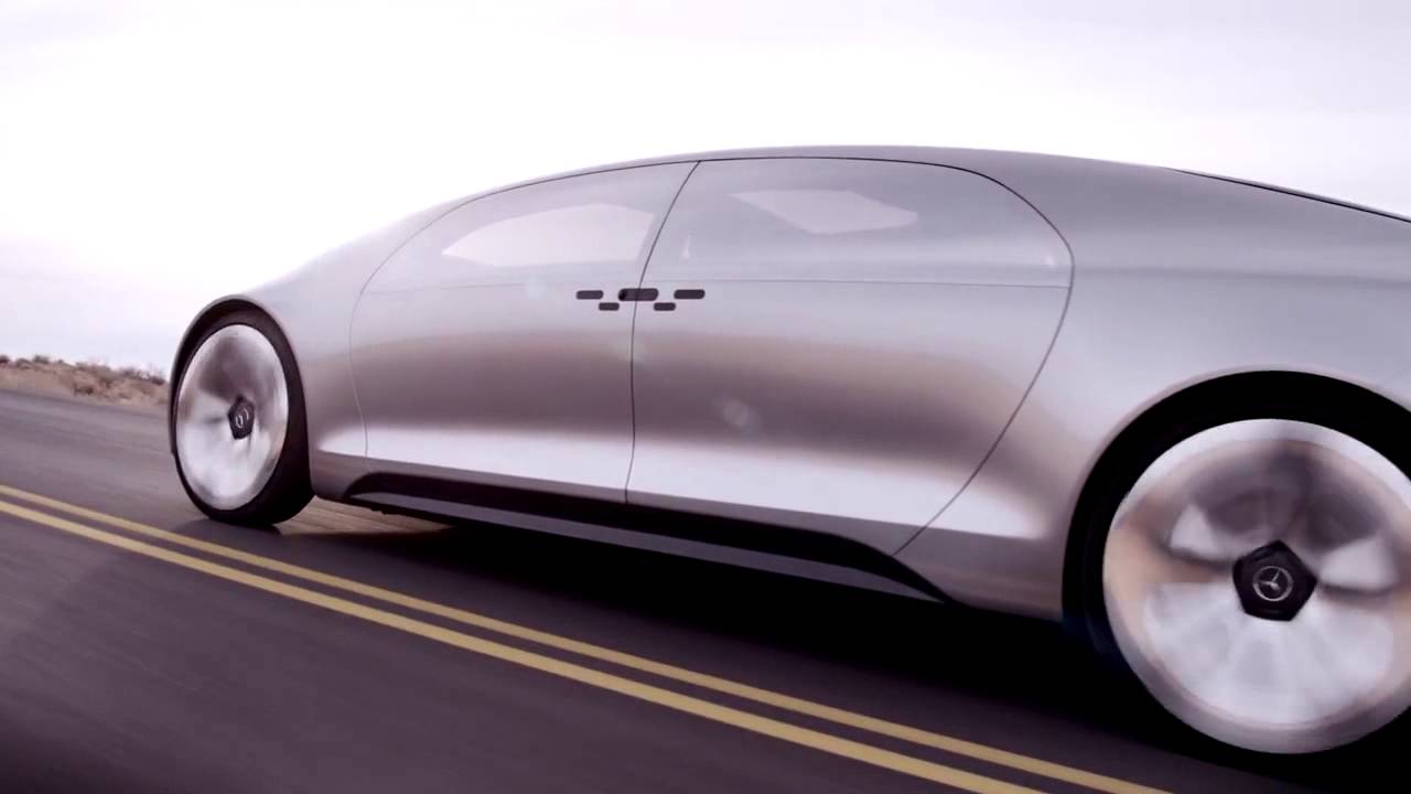 Mercedes-Benz TV: World premiere of the Mercedes-Benz F 015 Luxury in Motion research vehicle.