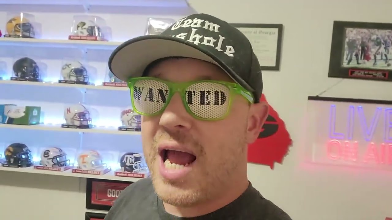 GEORGIA AND KIRBY SMART SHOULD HIDE  QB JT DANIELS IN A PADDED RUBBER ROOM UNTIL THE 11TH GAME