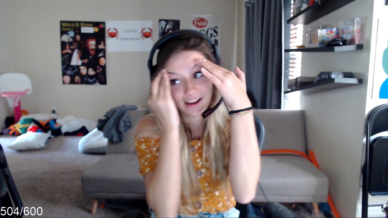 Twitch Streamer admit liking receiving ***** pics/ win or Fail/ clip