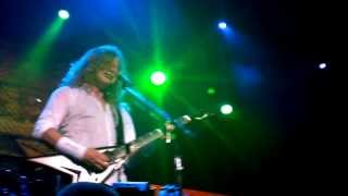 Megadeth - A Tout Le Monde live front row
