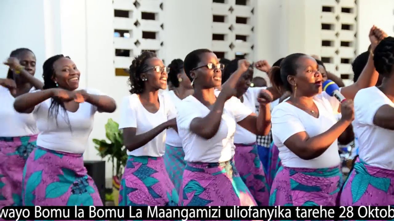 Kijitonyama Uinjilisti Choir Amenitendea    Ktk Uzinduzi Hosana Choir Mbweni