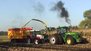 Maïs 2011 | John Deere 4955 sleeptractor met dubbellucht en heel veel rook |Wet harvest | Munsters