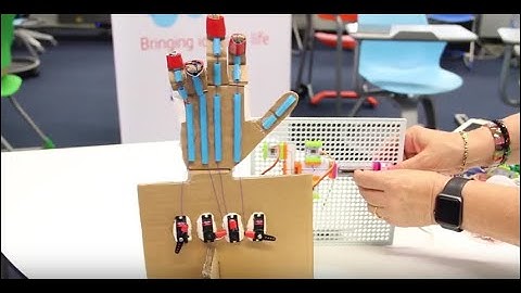 Making robotics and tinkering in the classroom, by Tullia Urschitz