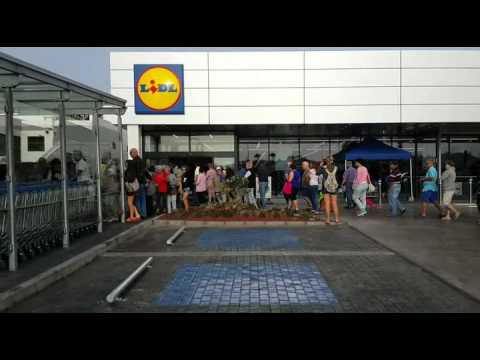 Lidl Opens In Puerto Del Carmen Lanzarote 4 June 2015