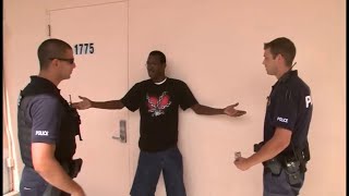 Cops Tv show Boynton Florida. Trouble on the trolly. (2010).