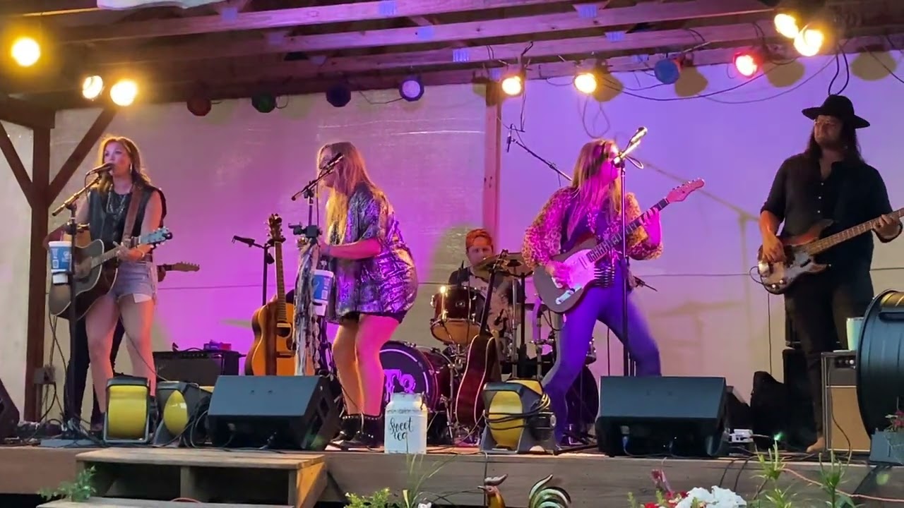 Sweet Tea Trio Keep Your Hands To Yourself / Fast As You YouTube