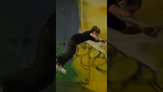 HOW TO BACKFLIP #rollerblading #backflip #shorts