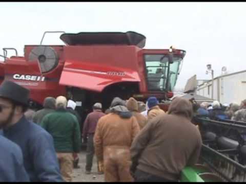 Machinery Pete provides video highlights on 2 high interest pieces of equipment sold on a southeast Missouri dealer auction December 19, 2009. Watch a JD 4730 sprayer with 0 hours sell, followed by a 2007 CaseIH 8010 combine with 687 hours. Pete provides his auction sale price data to compare