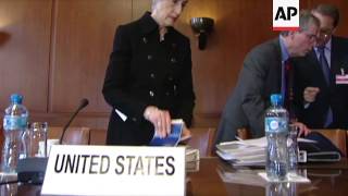 Roundtable of delegates at Syria talks led by UN envoy Brahimi