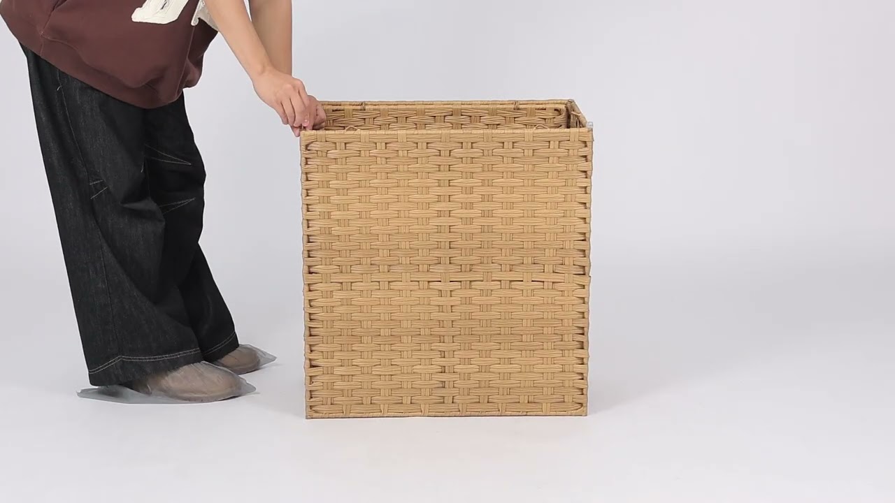 How to Install a Rattan  Laundry Hamper
