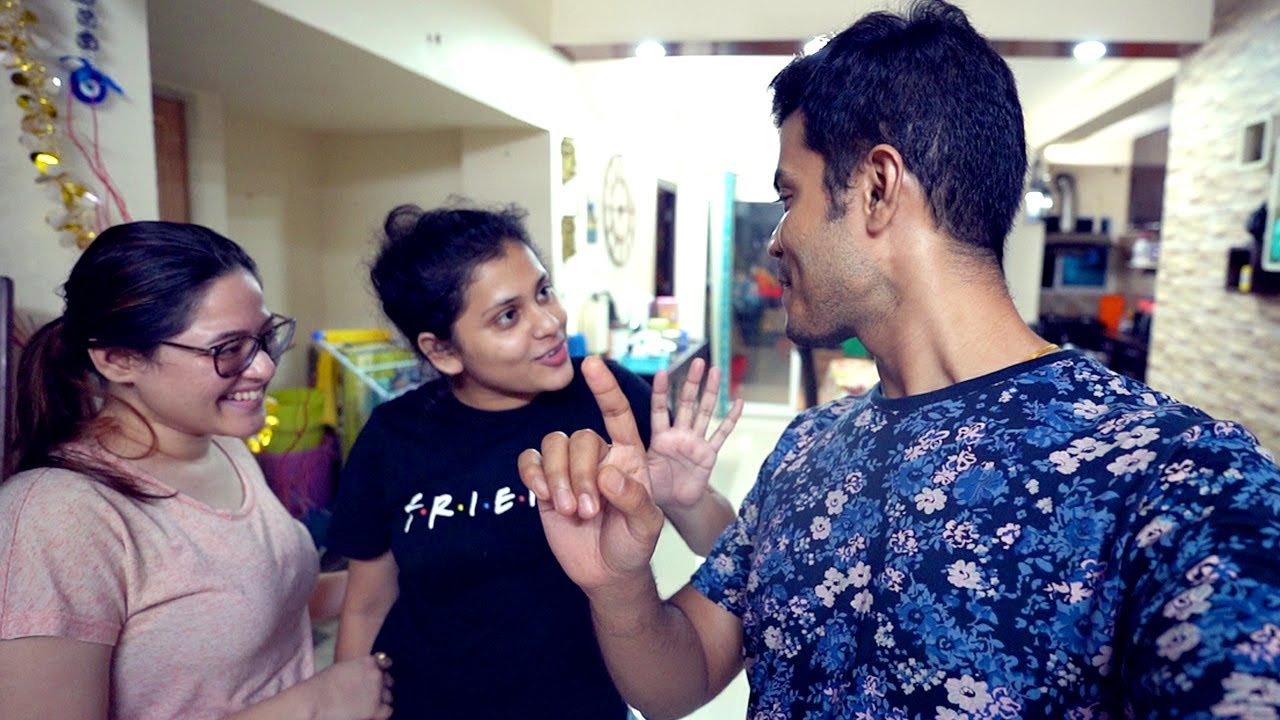 ফিশ ফিঙ্গার ও আলু টিক্কি বার্গার নিয়ে গোলপাকানো শুরু