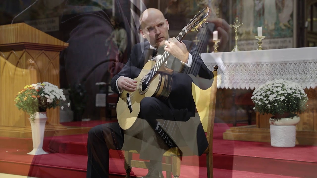 Ferenc Bernath play Ferdinando Carulli Sei Andanti op. 320, No.2.