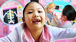 Barbie DOCTOR Pretend Play !Toy Hospital and Ambulance screenshot 3