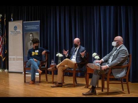 Jane Coaston, David French, and Matthew Yglesias  | Summit Keynote
