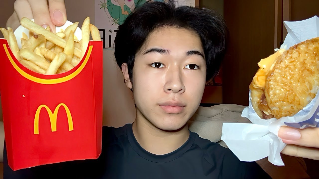 とうとう大学始まって鬱マック爆食い❣️