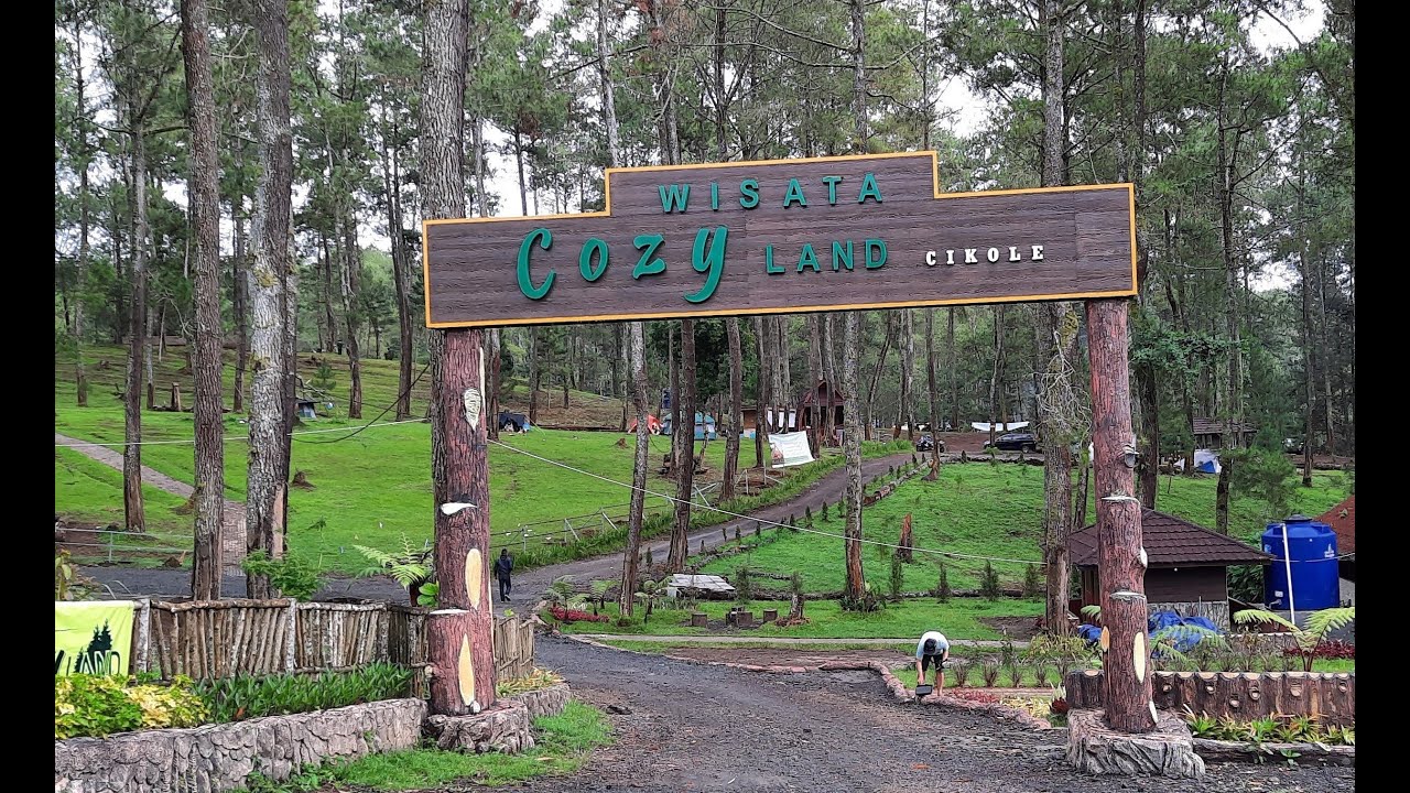 Cozy Land Cikole, Cozyland, Camping Ground Cozy Land, Lembang, Bandung,  Green Grass 