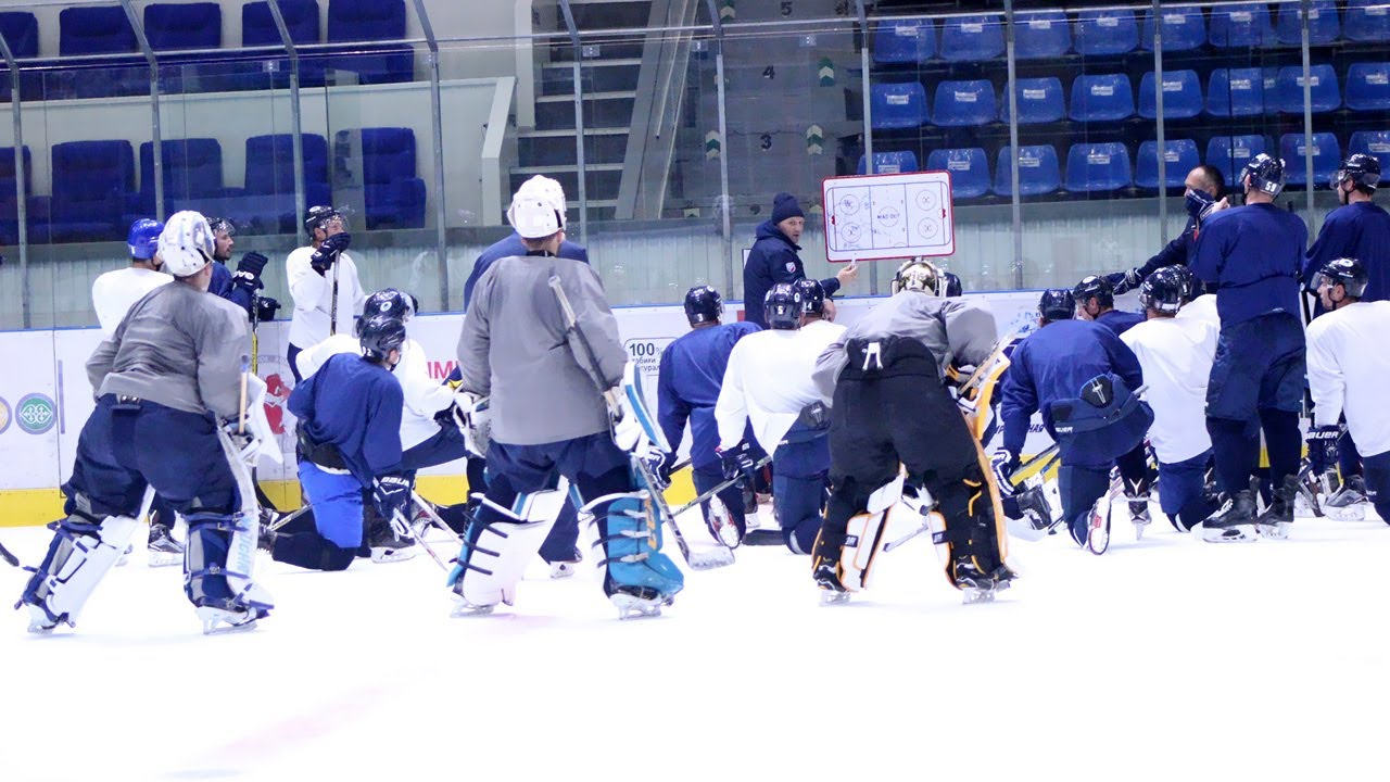 «Торпедо» выходит на лед