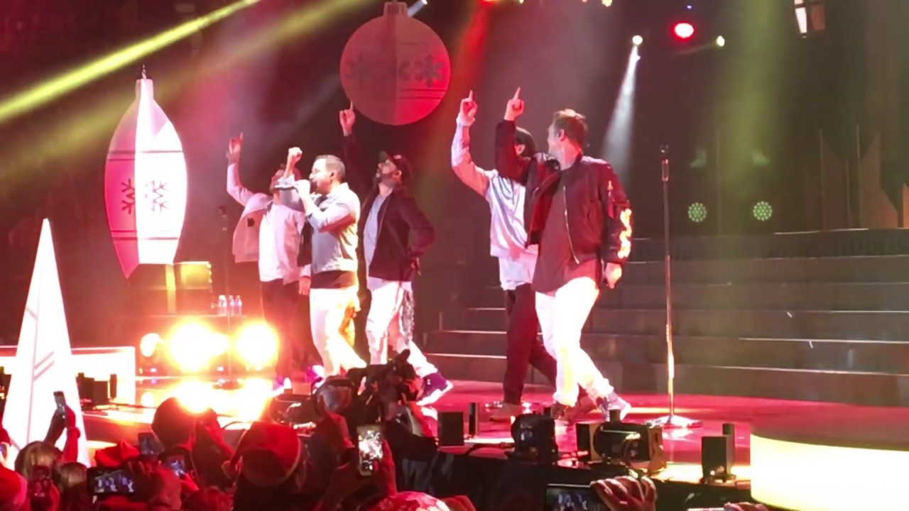 Backstreet Boys - I Want It That Way Live in Toronto (IHeartRadio Jingle Ball 2017)