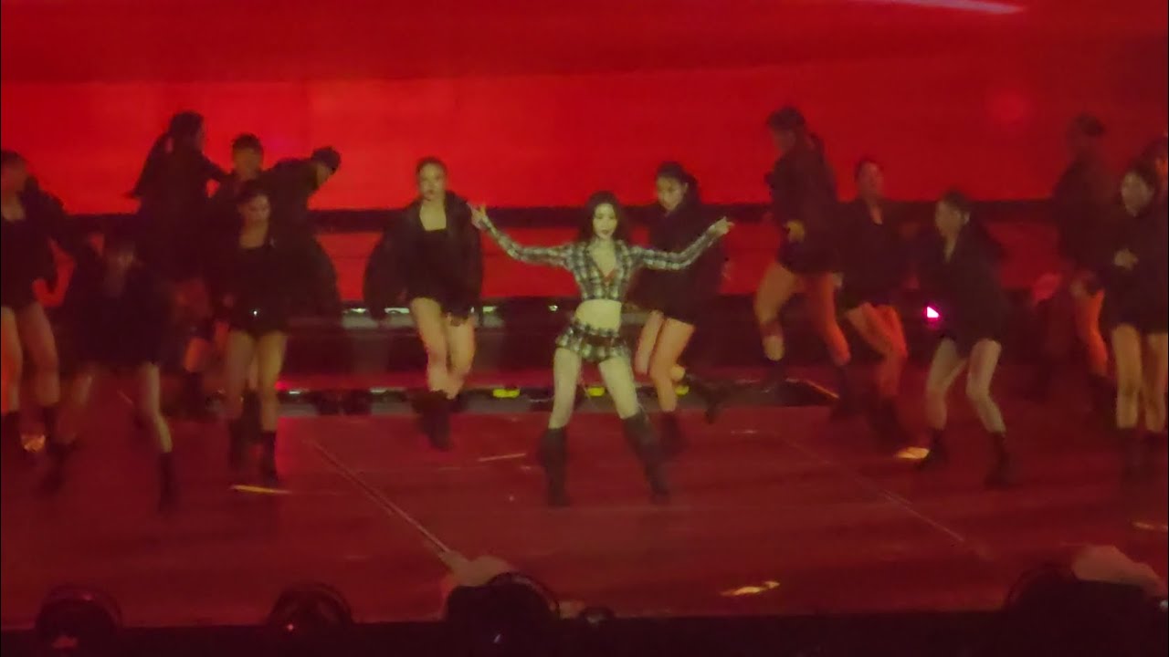 {아이들 슈화 솔로 - Red Redemption} 아이들 월드투어 [Syncopation] in seoul