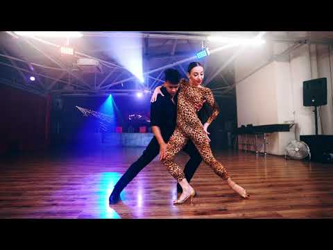 Marc Anthony - Parecen Viernes | Salsa Fusion | Marvin Ramos Acosta & Gintarė Malinauskaitė