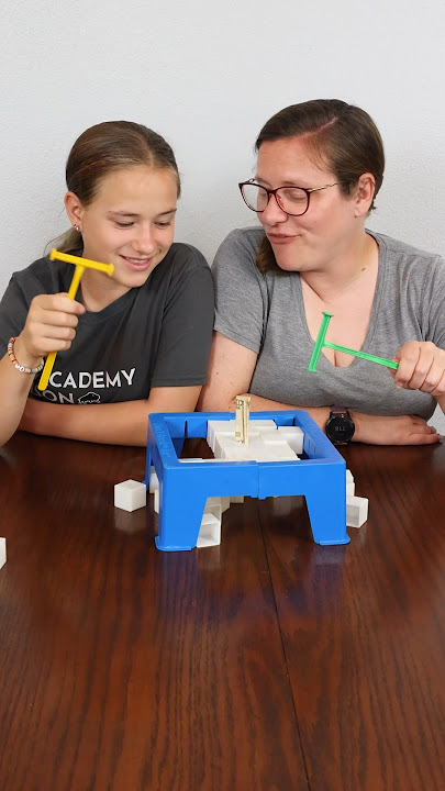 Don’t BREAK The Ice! Mom vs Daughter! 💴
